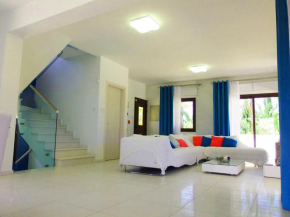 You and Your Family will Love this 5 Star Villa with Private Pool & Hot tub, Protaras Villa 1511